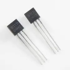Thyristor IC BT131