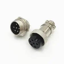 Connecteur Femelle/ Male  6 PIN